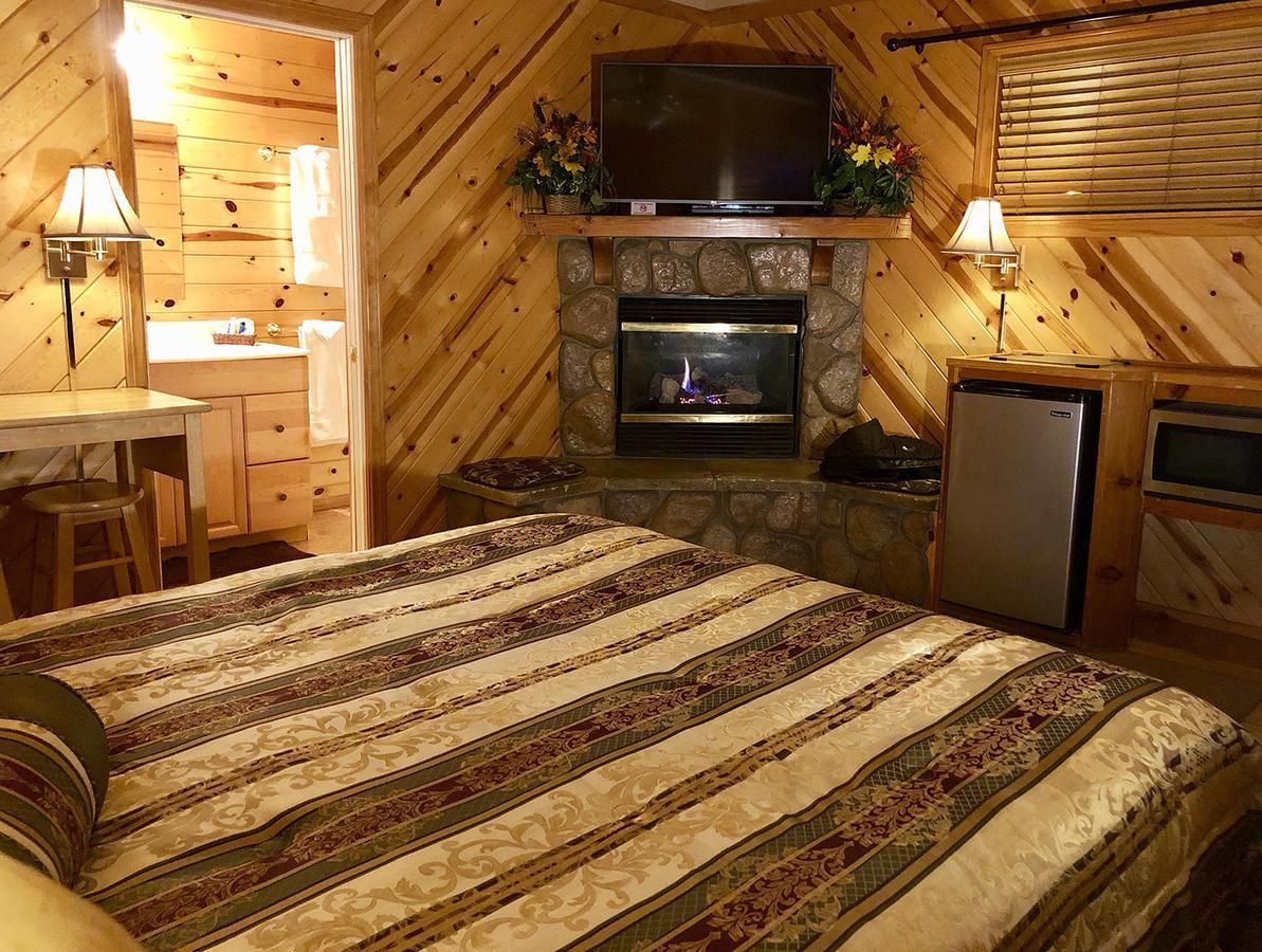 Giant Oaks Lodge Running Springs Exteriér fotografie
